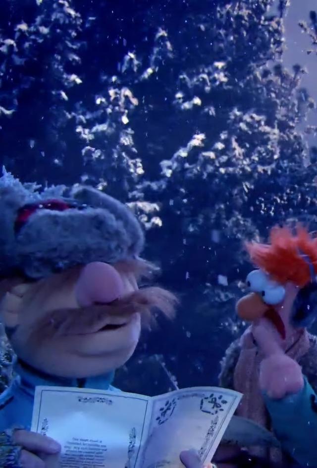 The Muppets: Ringing of the Bells